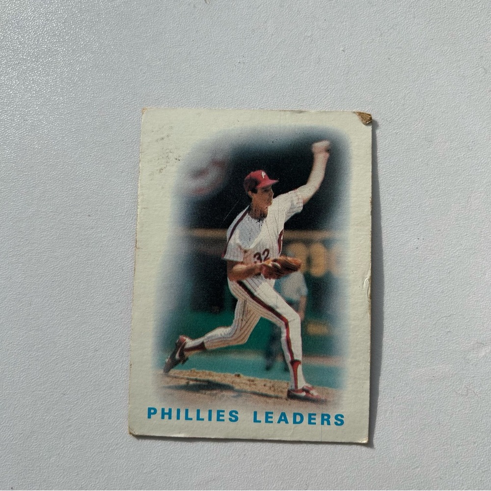 Topps 1985 Phillies Team Leaders Card - Red and Black